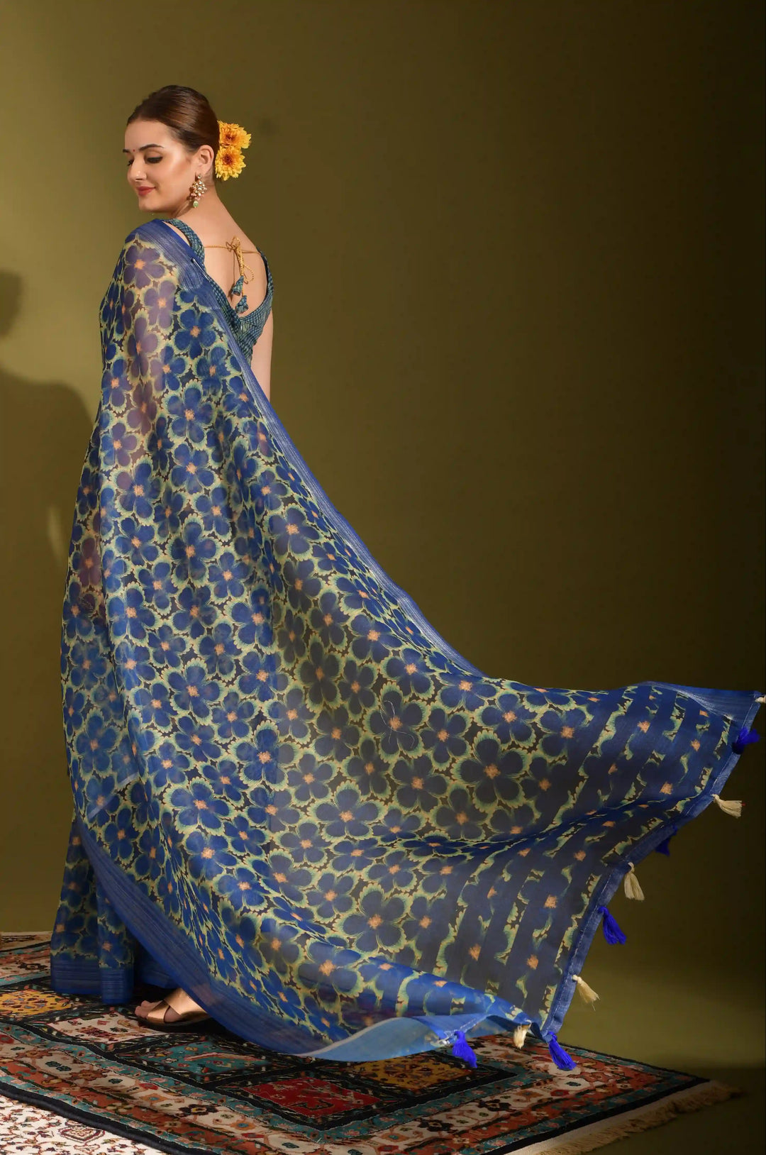 Stylish Linen Saree with Digital Print | Traditional Wear for Weddings & Events
