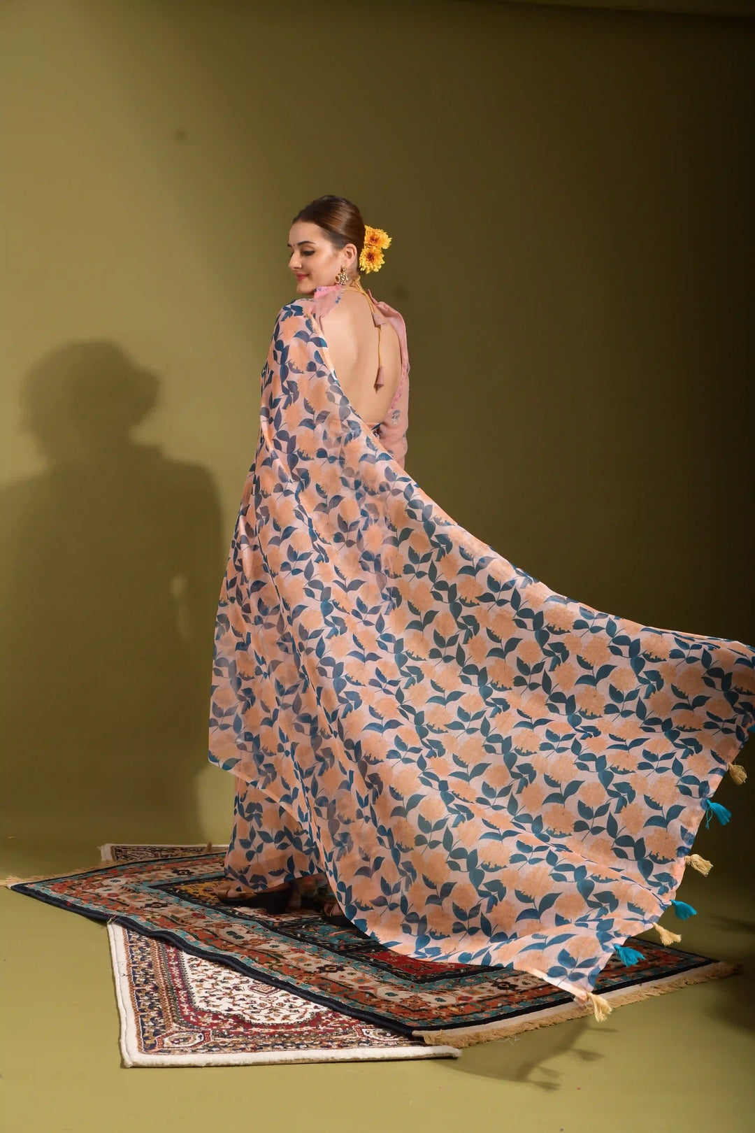 Linen Digital Printed Saree | Elegant Wedding Attire with Chic Blouse Included