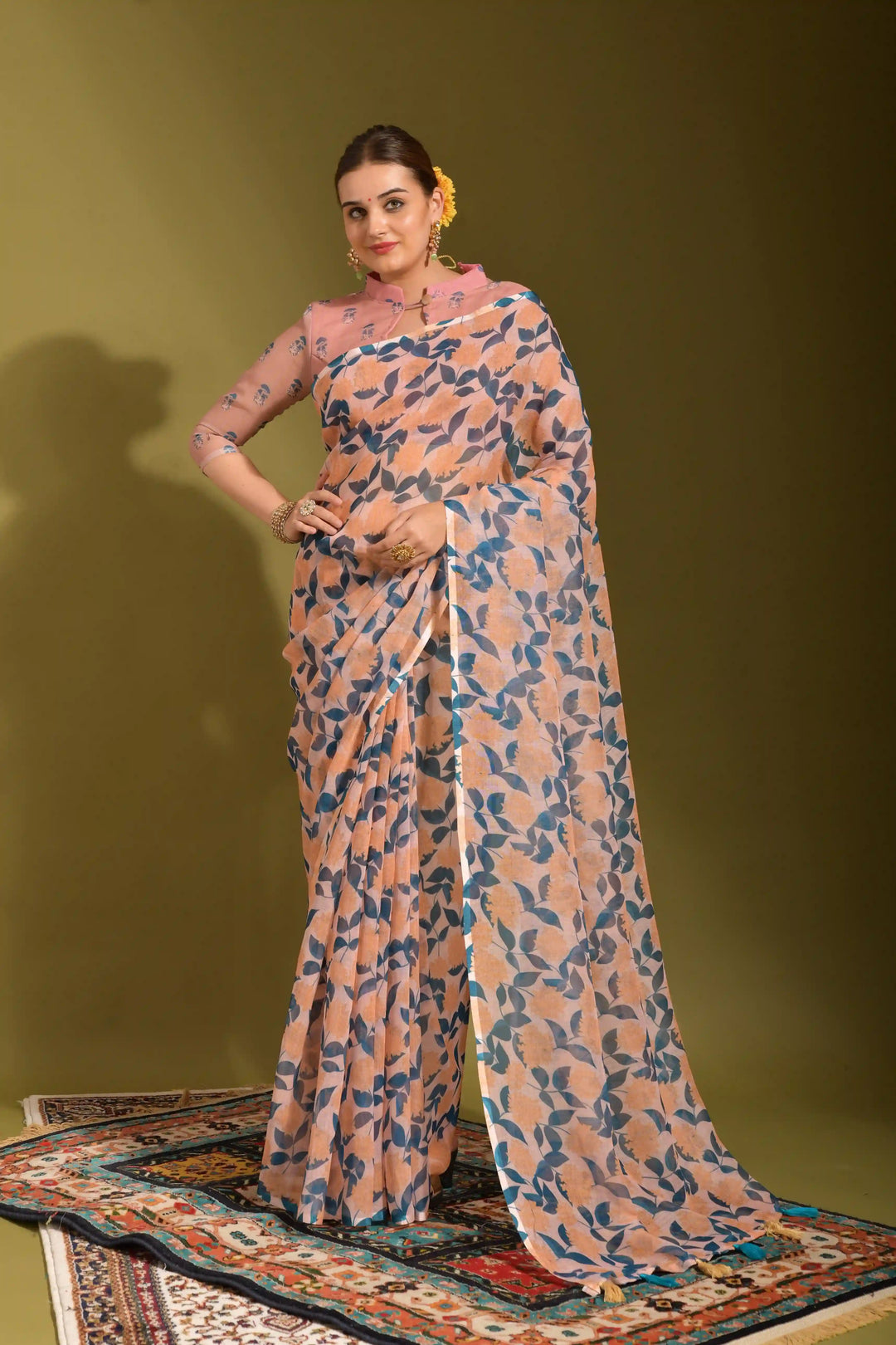 Linen Digital Printed Saree | Elegant Wedding Attire with Chic Blouse Included