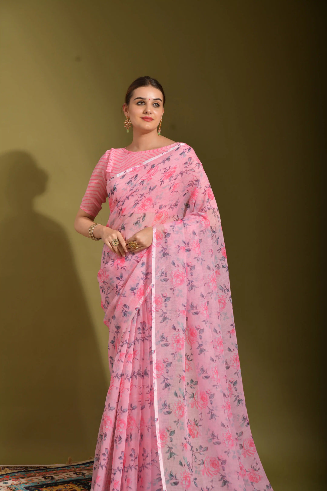 Linen Saree with Digital Print | Elegant Wedding & Festive Wear