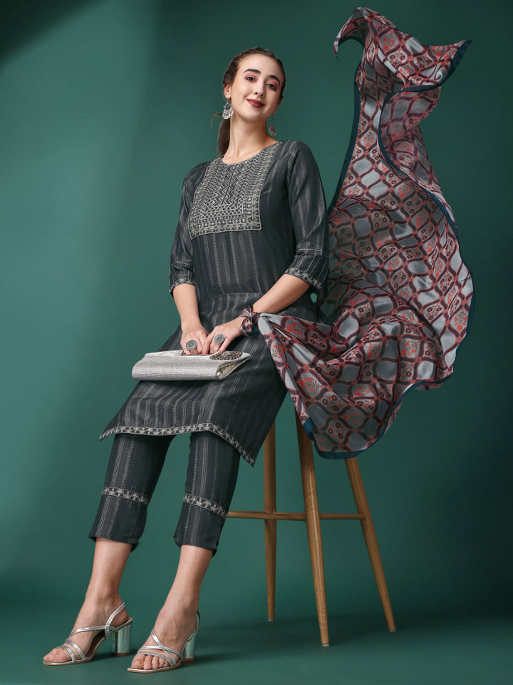 Chinon Sequins Kurtis Set | Three-Quarter Sleeve | Round-Neck | Traditional Wear