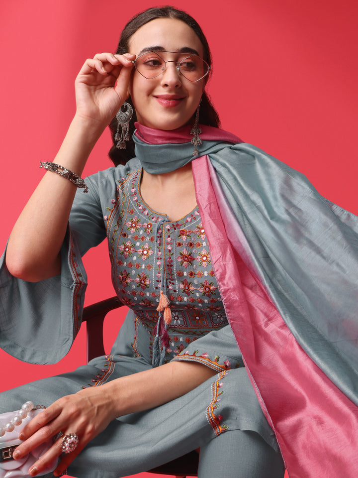 Kurtis Set | Embroidered Viscose-Rayon | Traditional Wedding Party Wear