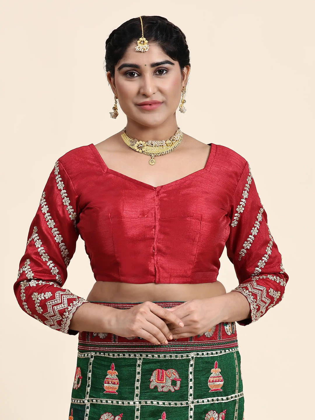 Elegant Vichitra-Silk Saree | Heavy-Embroidery & Diamond-Work Wedding Wear