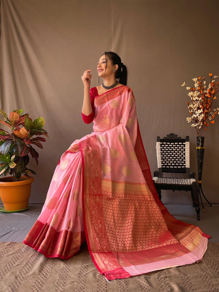 Soft Linen Fabric with Contrast Pallu Border | Partywear Saree for Women