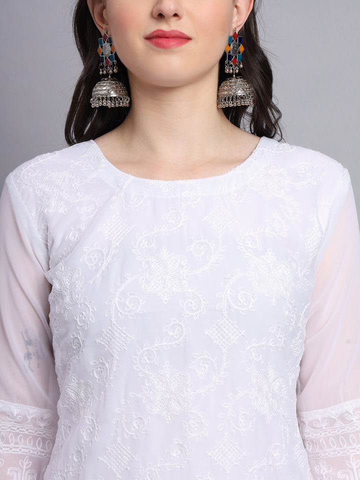 Floral Embroidered Straight Kurta | Women’s Elegant Georgette Kurti