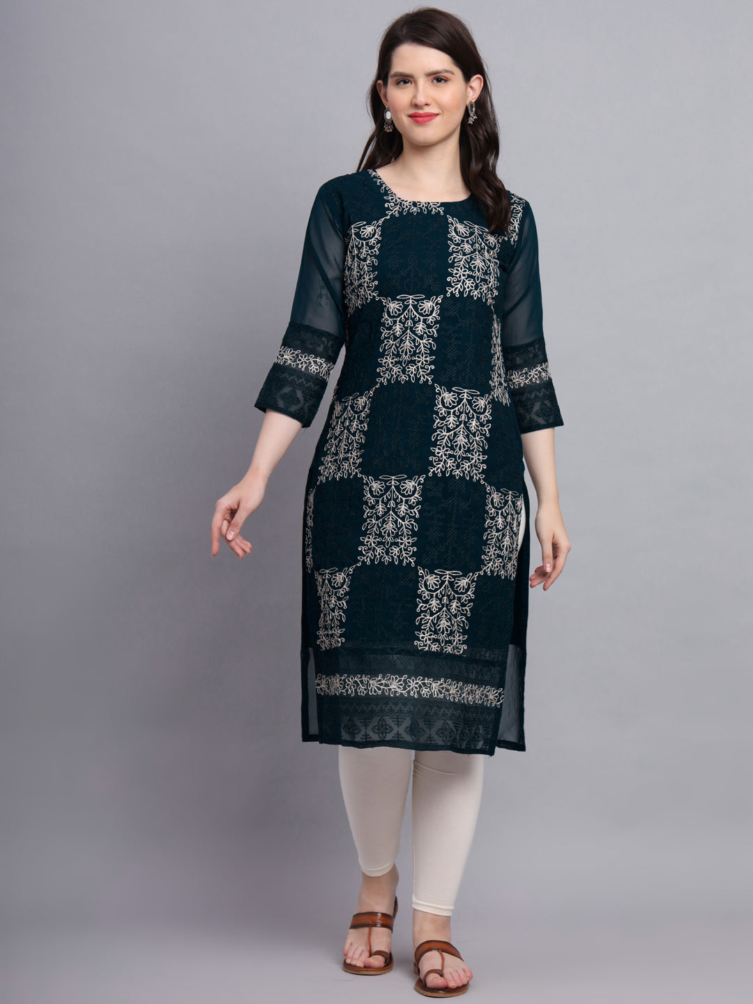 Traditional Indian Kurti with Chikankari Work | Elegant Women’s Ethnic Wear