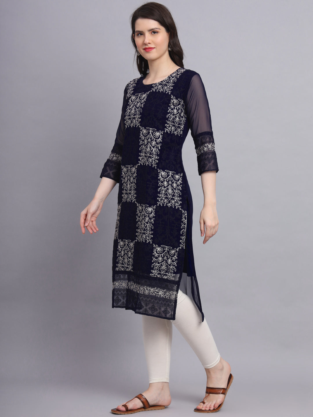 Traditional Indian Kurti with Chikankari Work | Elegant Women’s Ethnic Wear
