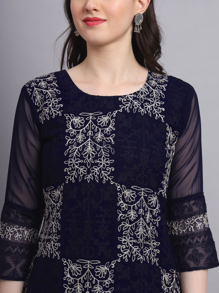 Traditional Indian Kurti with Chikankari Work | Elegant Women’s Ethnic Wear