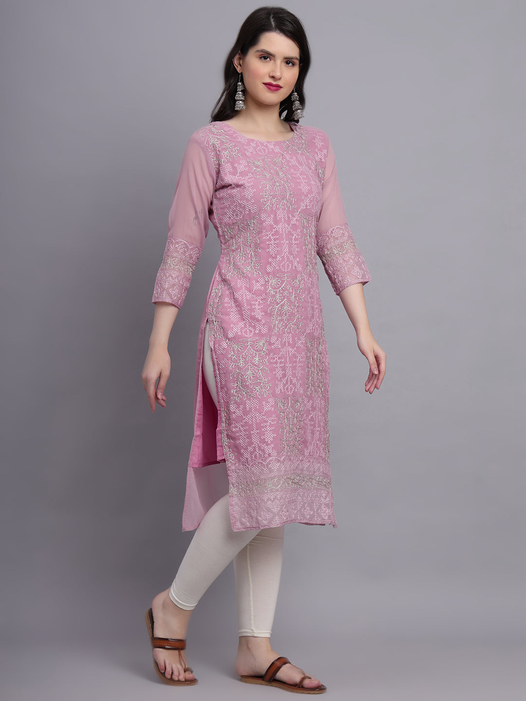 Traditional Indian Kurti with Chikankari Work | Elegant Women’s Ethnic Wear