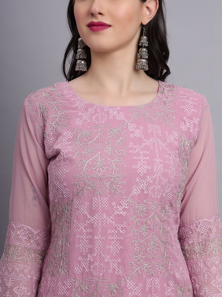 Traditional Indian Kurti with Chikankari Work | Elegant Women’s Ethnic Wear