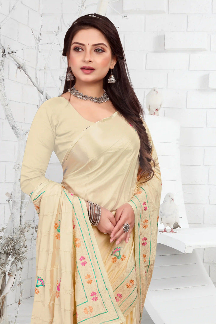 Elegant Crepe Saree with Thread-Embroidery | Traditional Wedding Wear & Party Ready