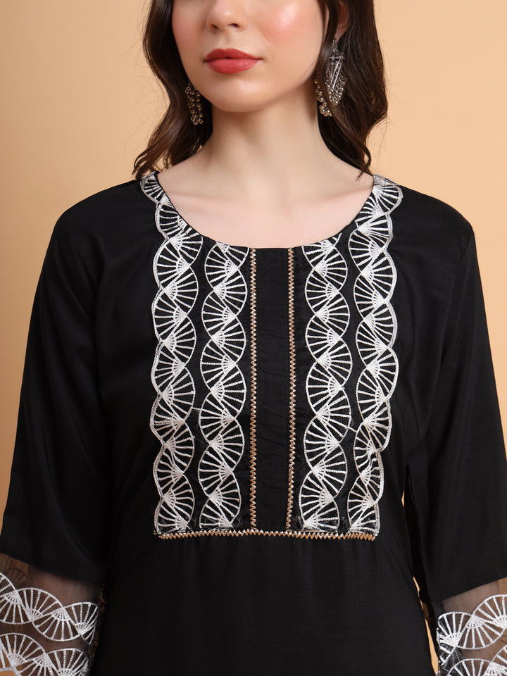 Traditional Long Kurti | Maska Cotton Silk with Intricate Thread Embroidery