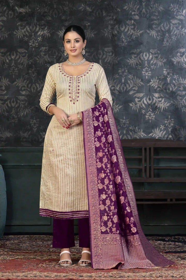 Graceful Cotton Salwar Kameez | Exquisite Craftsmanship