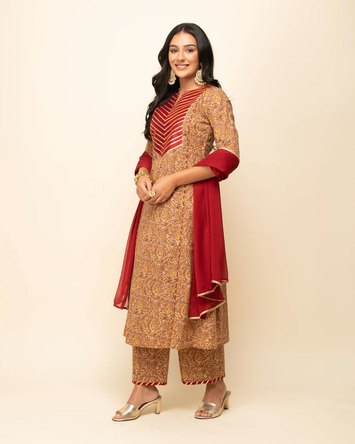 Handcrafted Designer Printed Suit | Beautiful Cotton & Nazmin Set