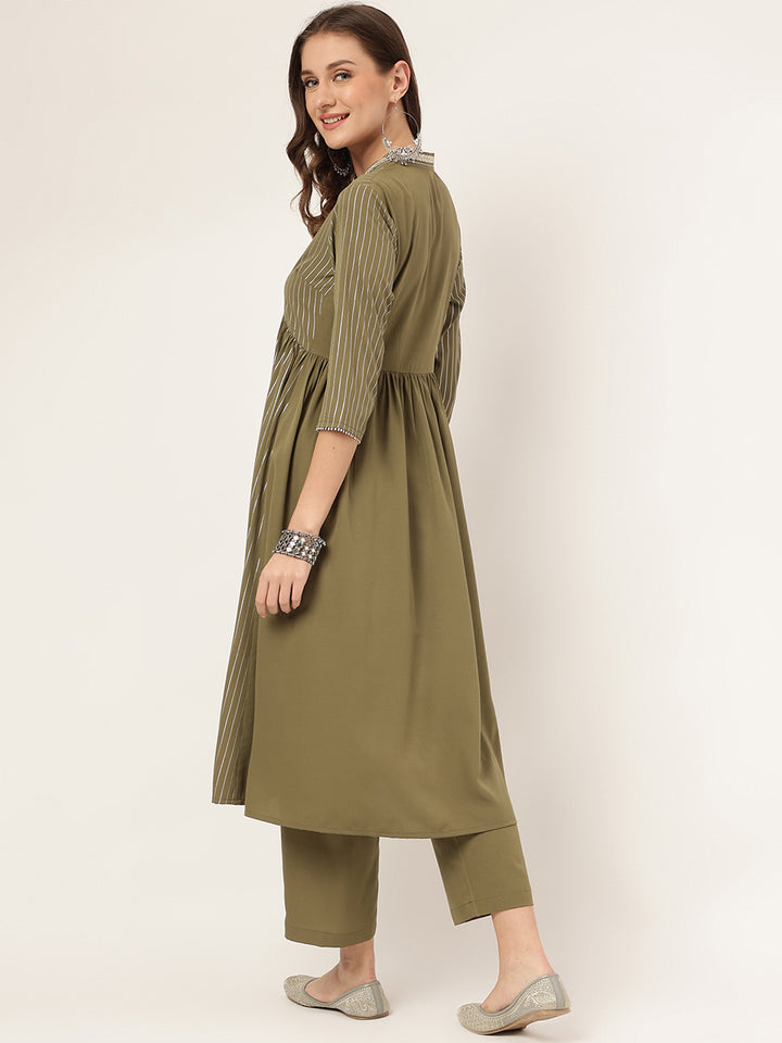Stylish Green Crepe Set | Elegant Designer Printed Top with Bottom