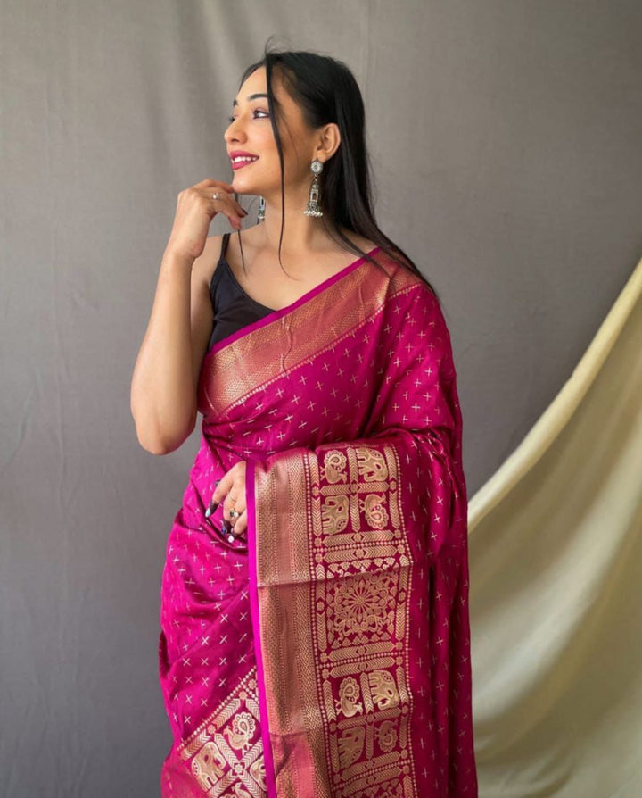 Beautiful Soft Silk Saree | Heavy Jari Weaving & Designer Partywear Look
