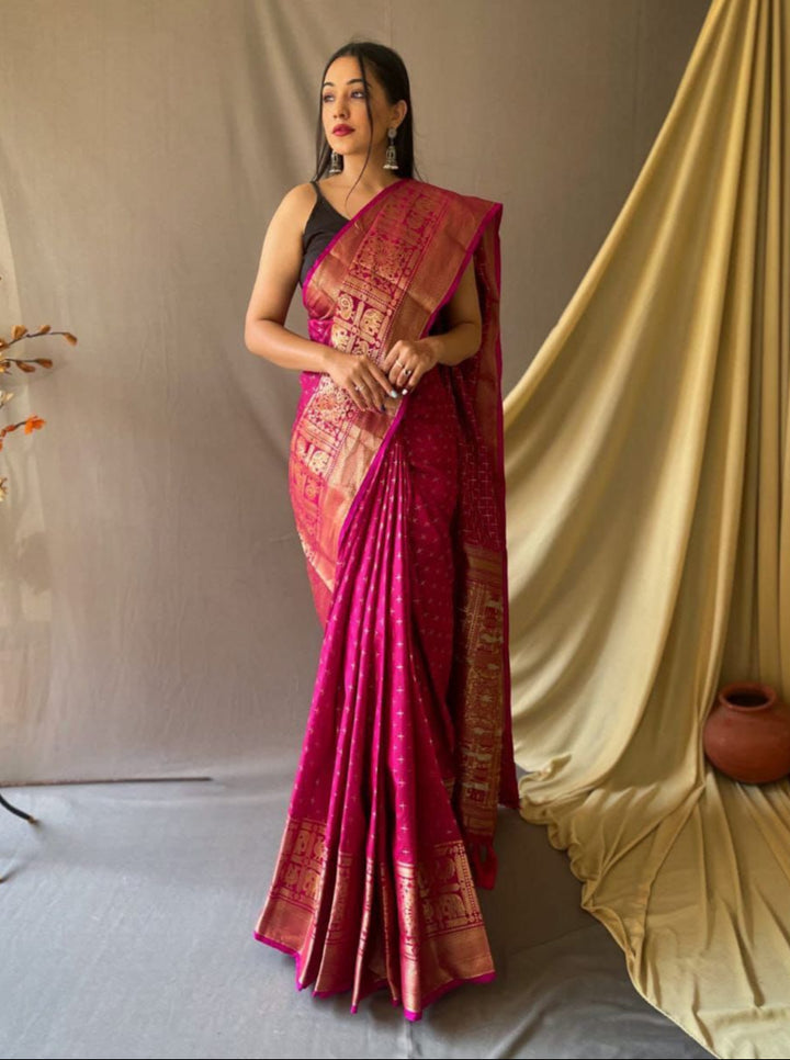 Beautiful Soft Silk Saree | Heavy Jari Weaving & Designer Partywear Look