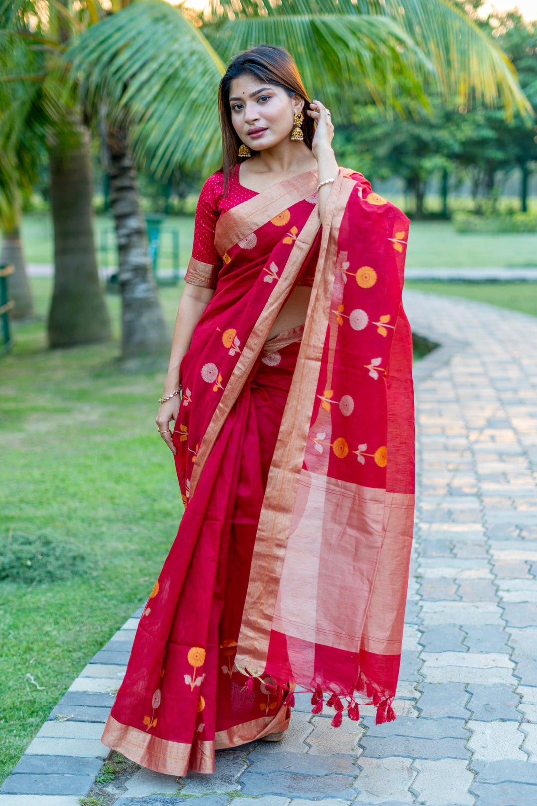 Linen Saree with Jari Weaving | Designer Jamdani for Special Events