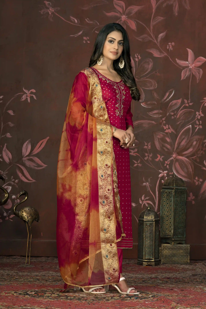 Elegant Kurti Set | Wevon Butti & Handwork with Organza Dupatta