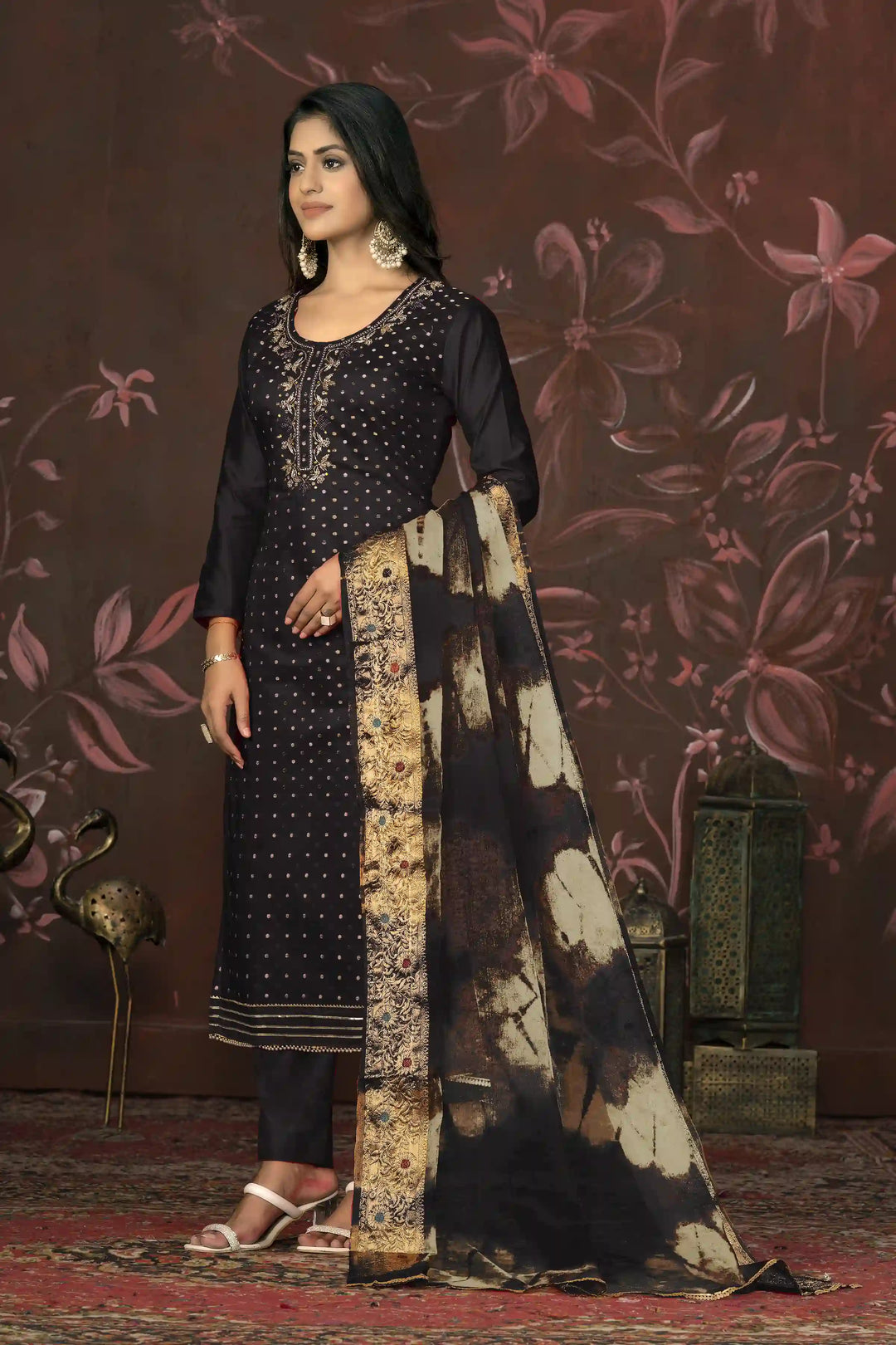 Elegant Kurti Set | Wevon Butti & Handwork with Organza Dupatta