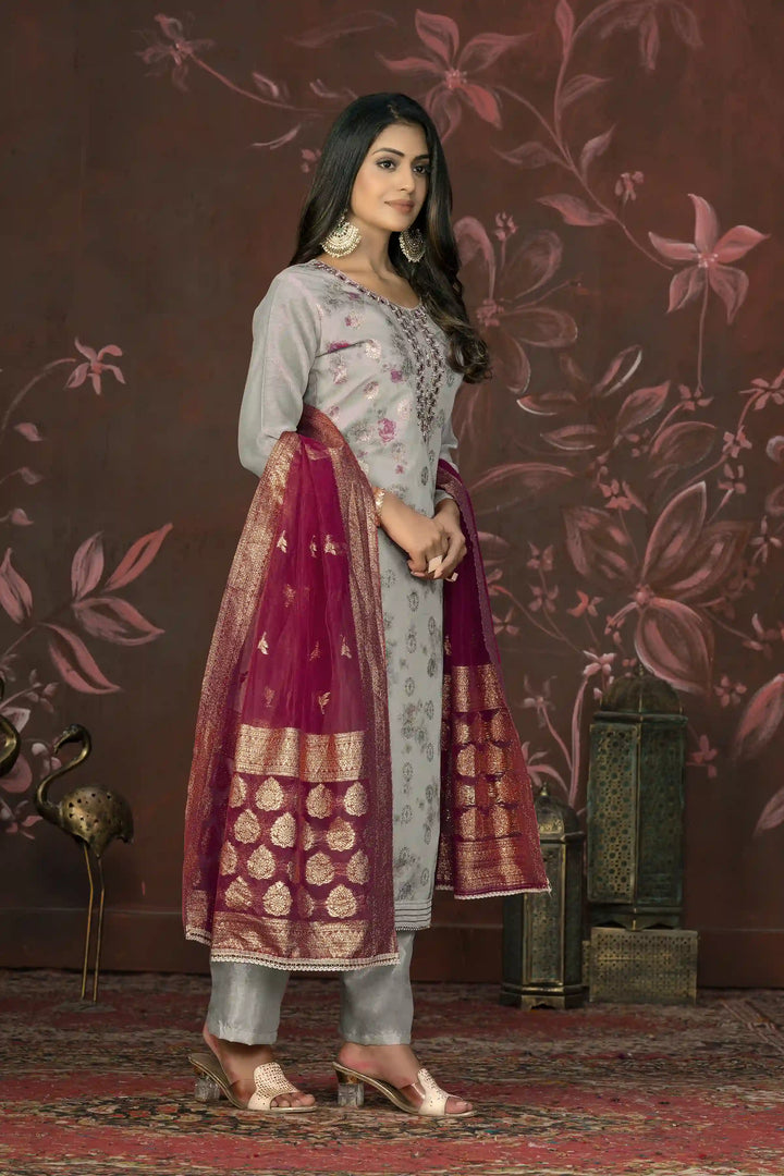 Elegant Modal Butti Suit | Organza Dupatta with Santoon Bottom