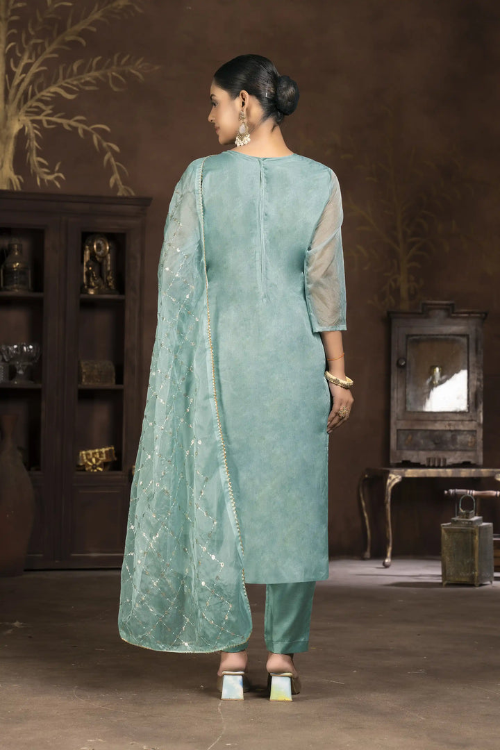 Exquisite Kurti Set for Women | Handwork & Three-Quarter Sleeves