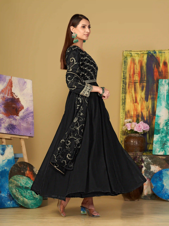 Anarkali Suits for Women | Perfect Wedding & Party Outfits