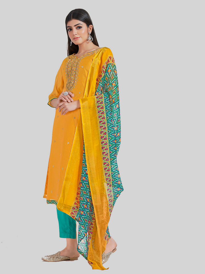 Indian Stylish Chanderi Silk Kurti Set | Embroidery & Digital Prints For Festive Wear