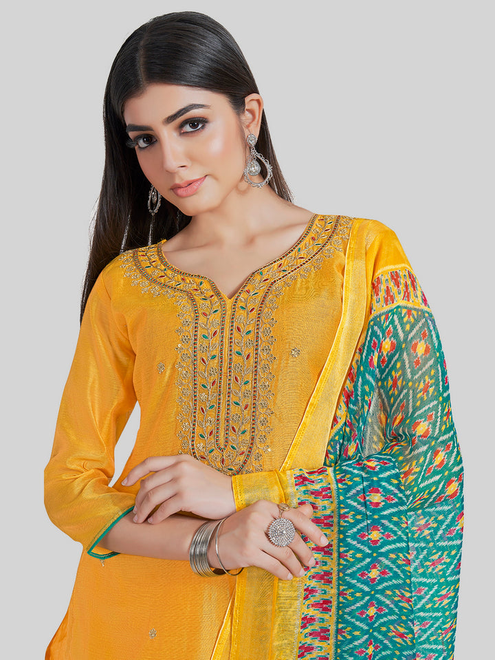 Indian Stylish Chanderi Silk Kurti Set | Embroidery & Digital Prints For Festive Wear