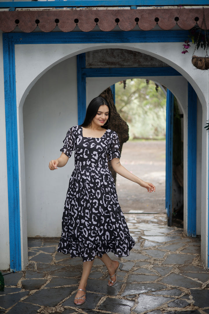 Black Georgette Kurti for Women | Elegant Digital Printed Ethnic Kurta