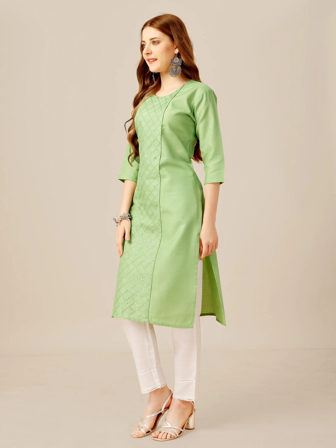 Stylish Embroidery Kurti Set | Three-Quarter Sleeves & Knee-Length