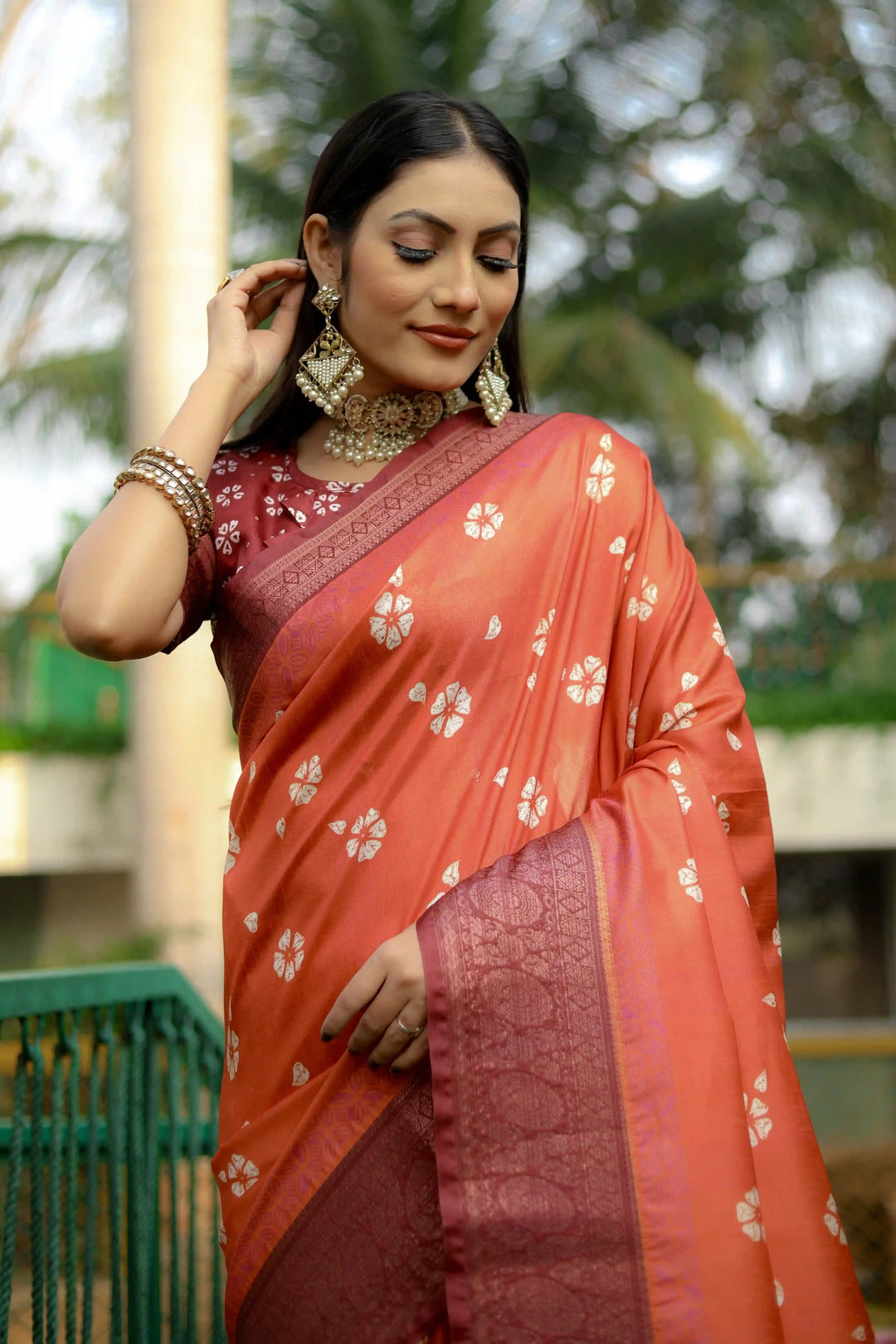 Dola-Silk Saree with Wevon-Border | Kalamkari & Digital Print for Weddings