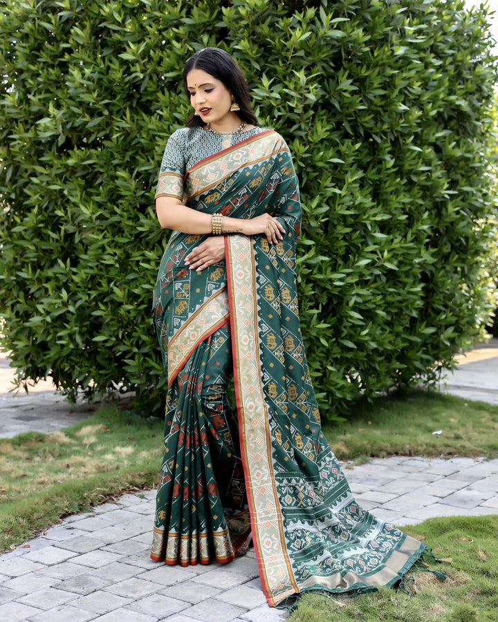 Exquisite Handloom Silk Saree | Elegant Ikkat Patola Design with Blouse
