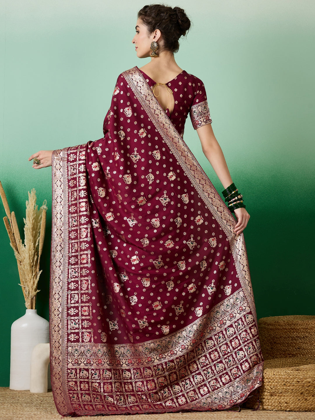 Elegant Wevon Jacquard Designer Saree | Banarasi Silk & Dola Cotton Blend