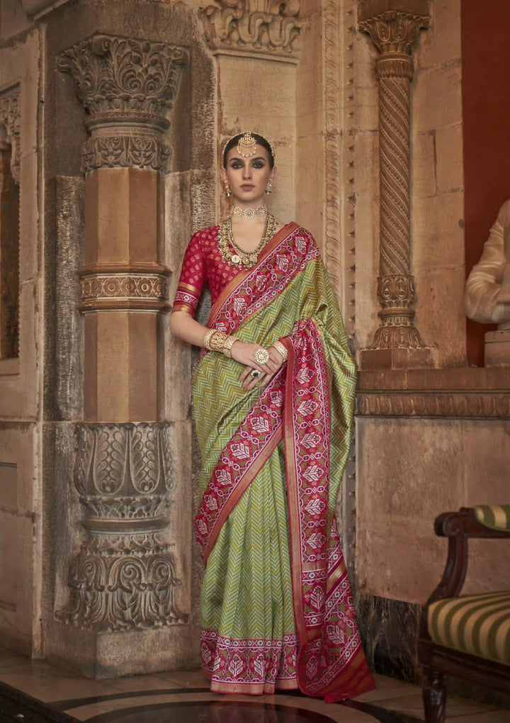 Elegant S-V-P Silk Saree with Banarasi Silk | Designer Weaving for Weddings & Special Events