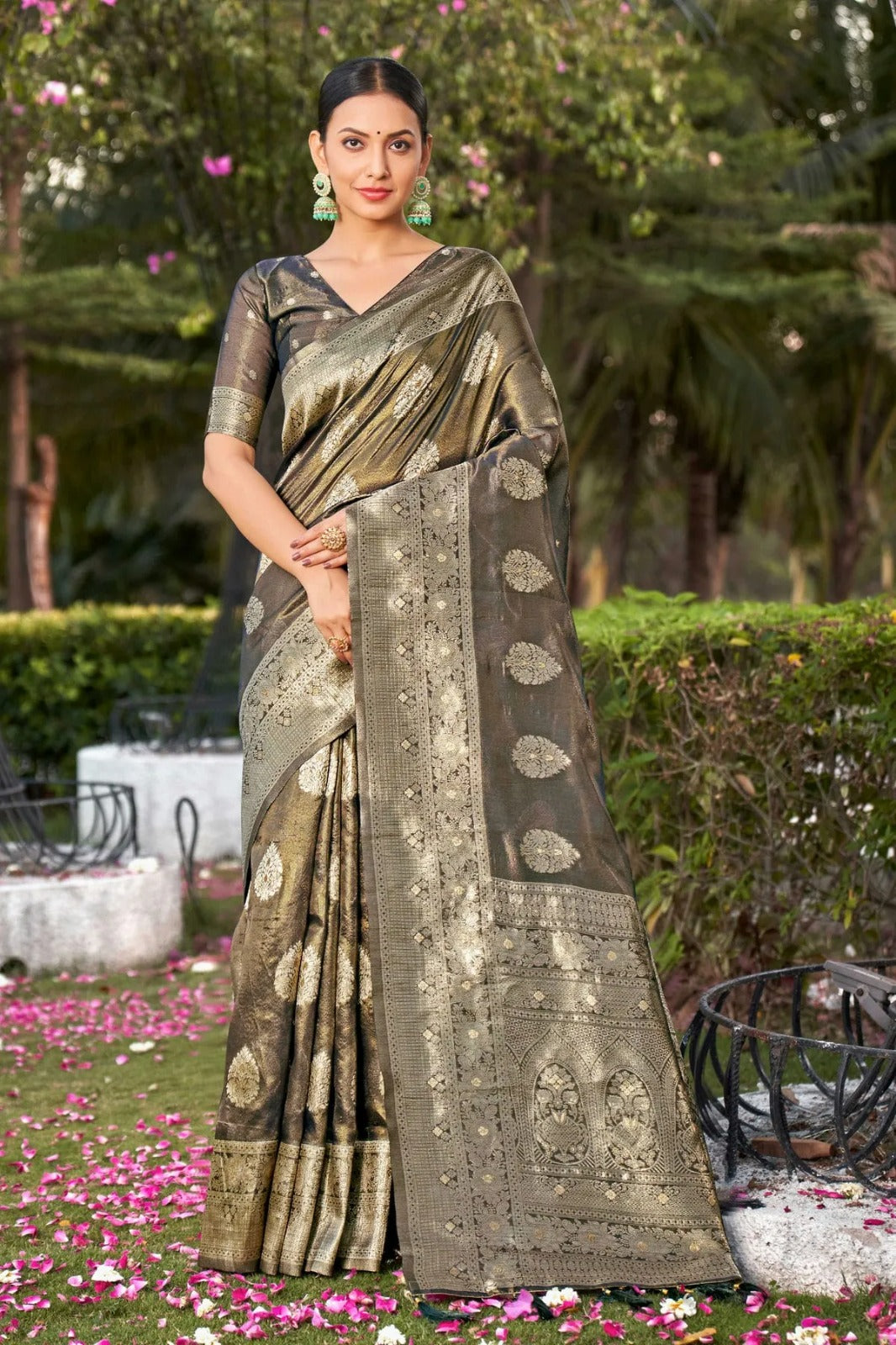 Elegant Simmer Silk Saree | Designer Weaving Jari Pallu for Weddings & Festive Events