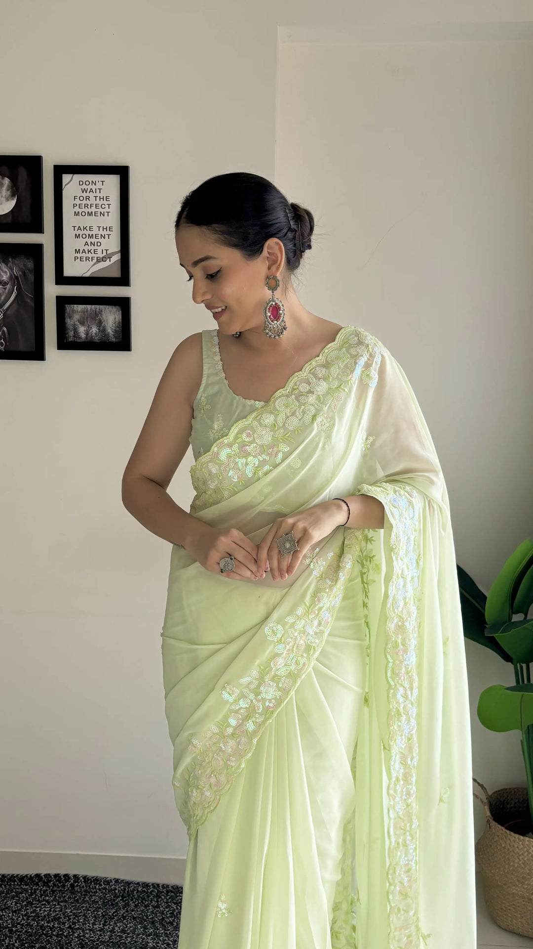 Beautiful Georgette Saree with Blouse | Perfect for Special Celebrations