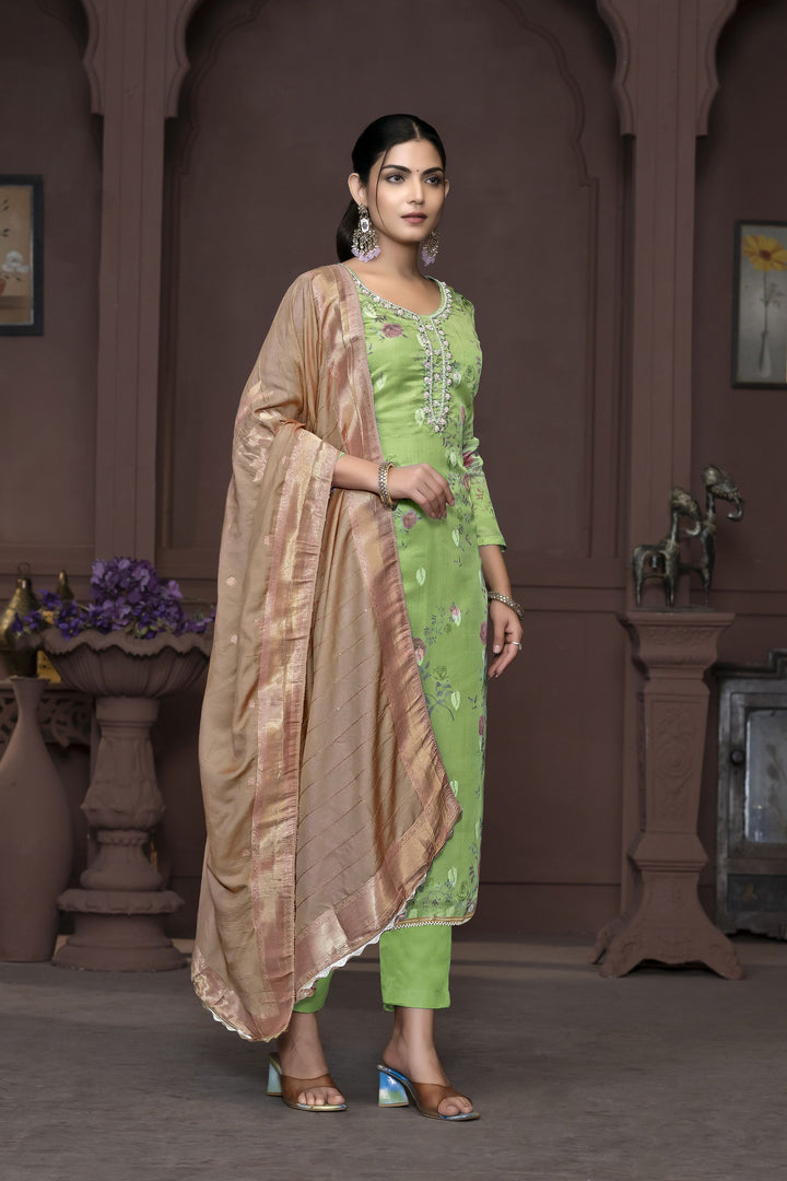 Banarasi Organza Salwar Kameez | Elegant Embroidery for Special Occasions