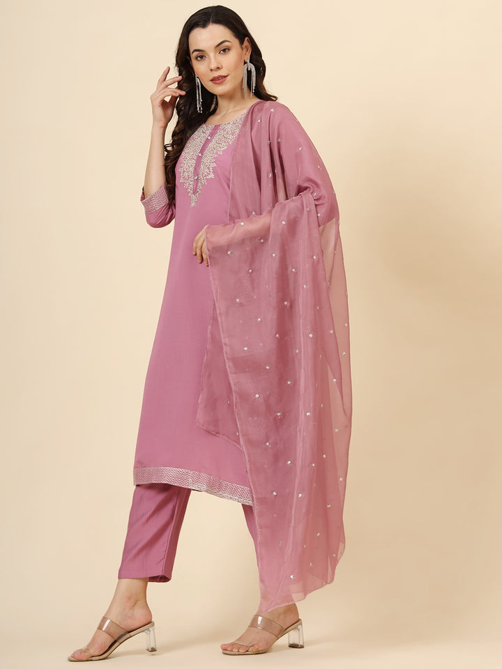 Muslin Silk Blend Salwar Kameez | Designer Embroidery Perfect Ethnic Wear