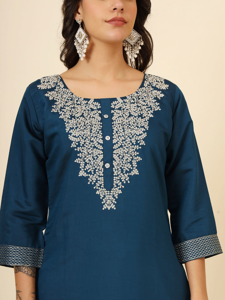 Muslin Silk Blend Salwar Kameez | Designer Embroidery Perfect Ethnic Wear
