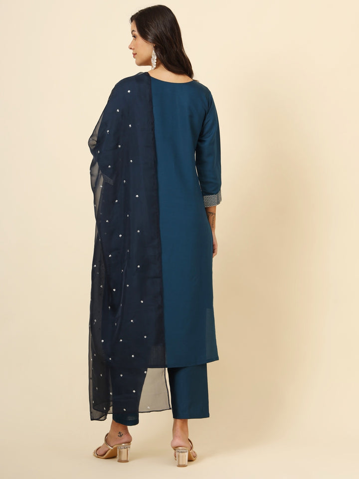 Muslin Silk Blend Salwar Kameez | Designer Embroidery Perfect Ethnic Wear