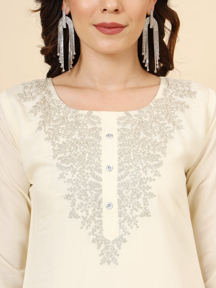 Muslin Silk Blend Salwar Kameez | Designer Embroidery Perfect Ethnic Wear
