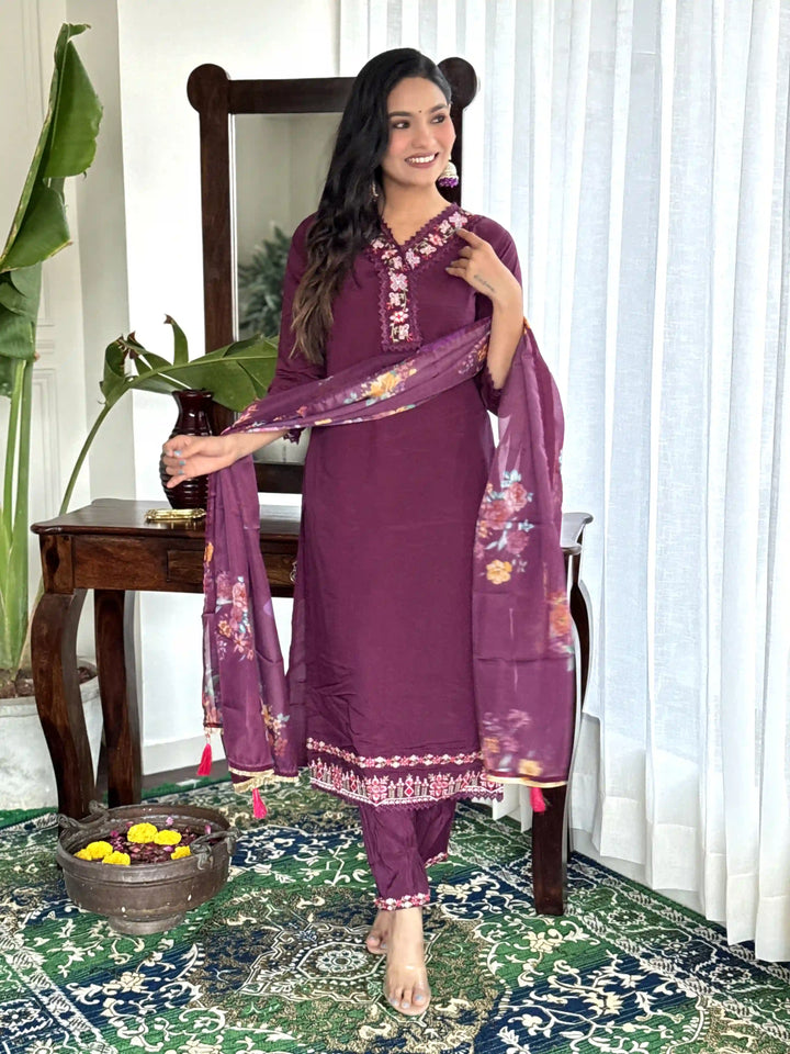Chanderi Salwar Kameez | Elegant Embroidery & Vibrant Dupatta Festive Wear