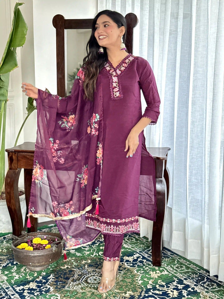 Chanderi Salwar Kameez | Elegant Embroidery & Vibrant Dupatta Festive Wear