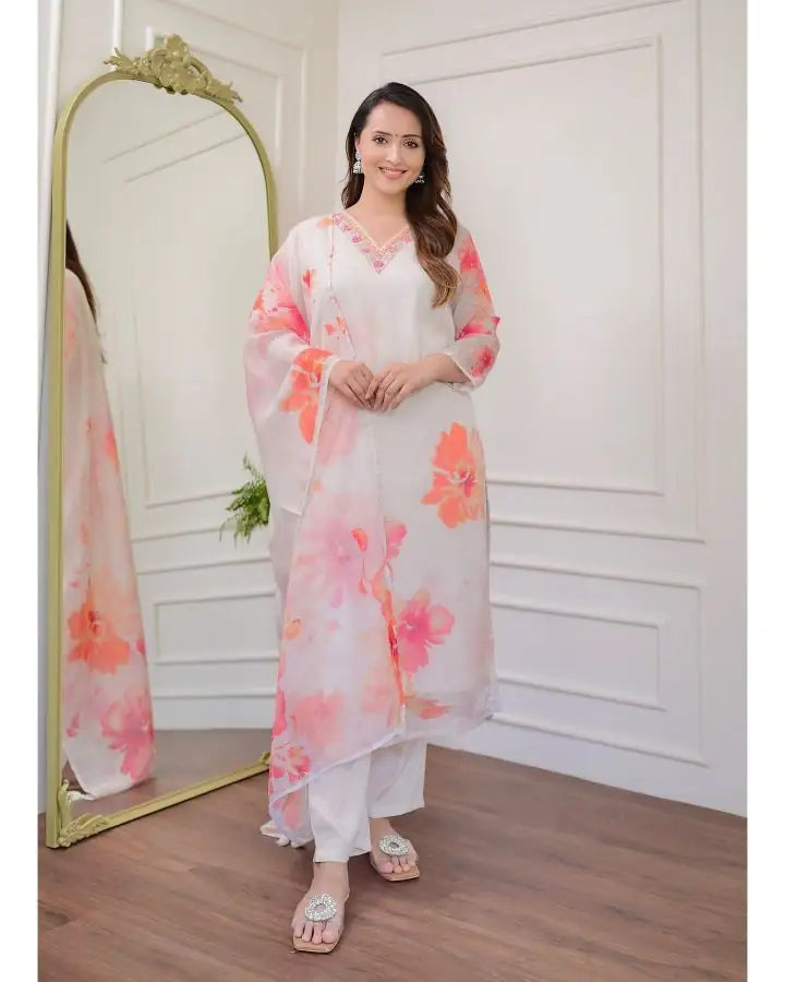 Organza Salwar Kameez | Elegant Floral Print & Delicate Embroidery Ethnic Wear