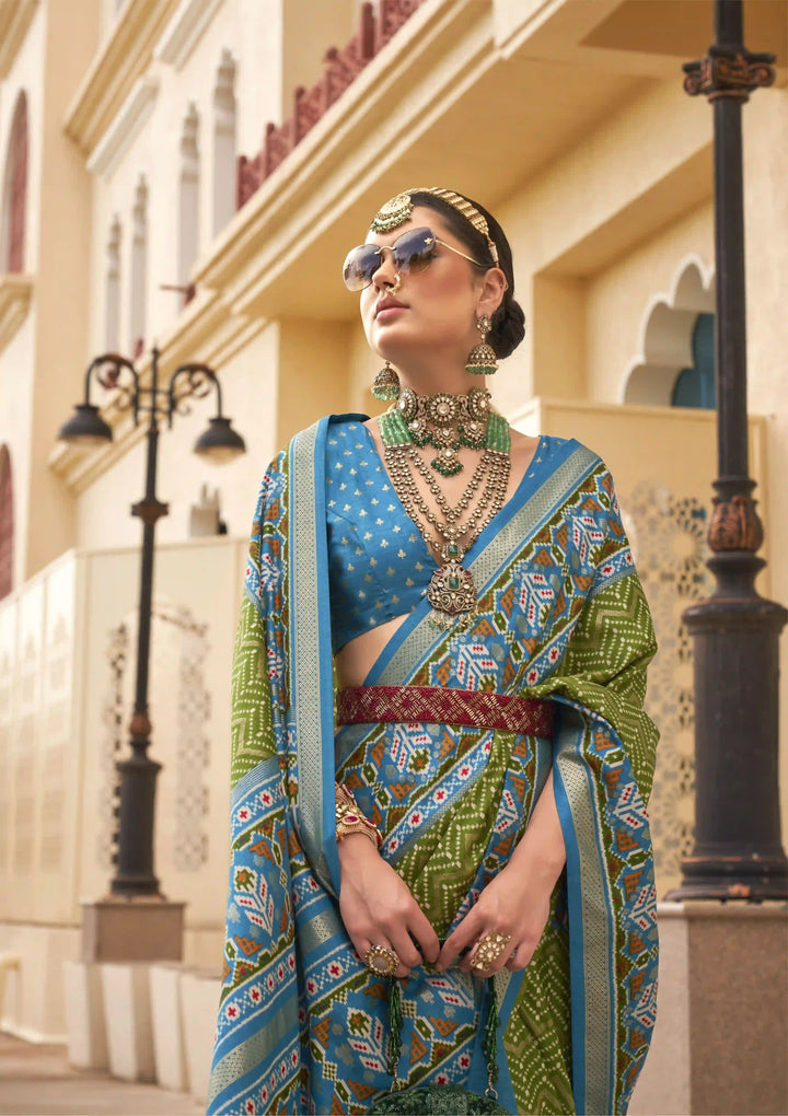 Elegant Weaving Jari Designer Patola Saree | Silk Blend for Special Events