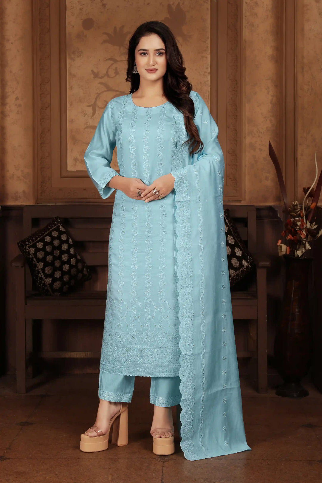 Peri Chanderi Salwar Kameez | Elegant Embroidered Festive Wear