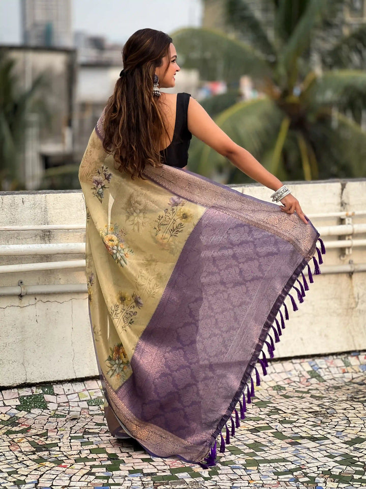 Designer Floral-Printed Tissue-Crush Saree | Special Event & Wedding Ready