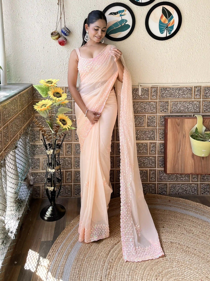 Luxurious Georgette Saree | Diamond-Silk Blouse & Elegant Embroidery