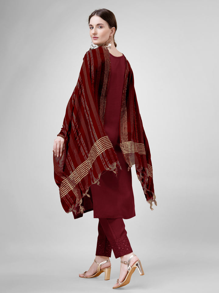 Chic Maroon Cotton Blend and Cotton Blend Combination | Highlighting a Stunning Silk Blend Dupatta